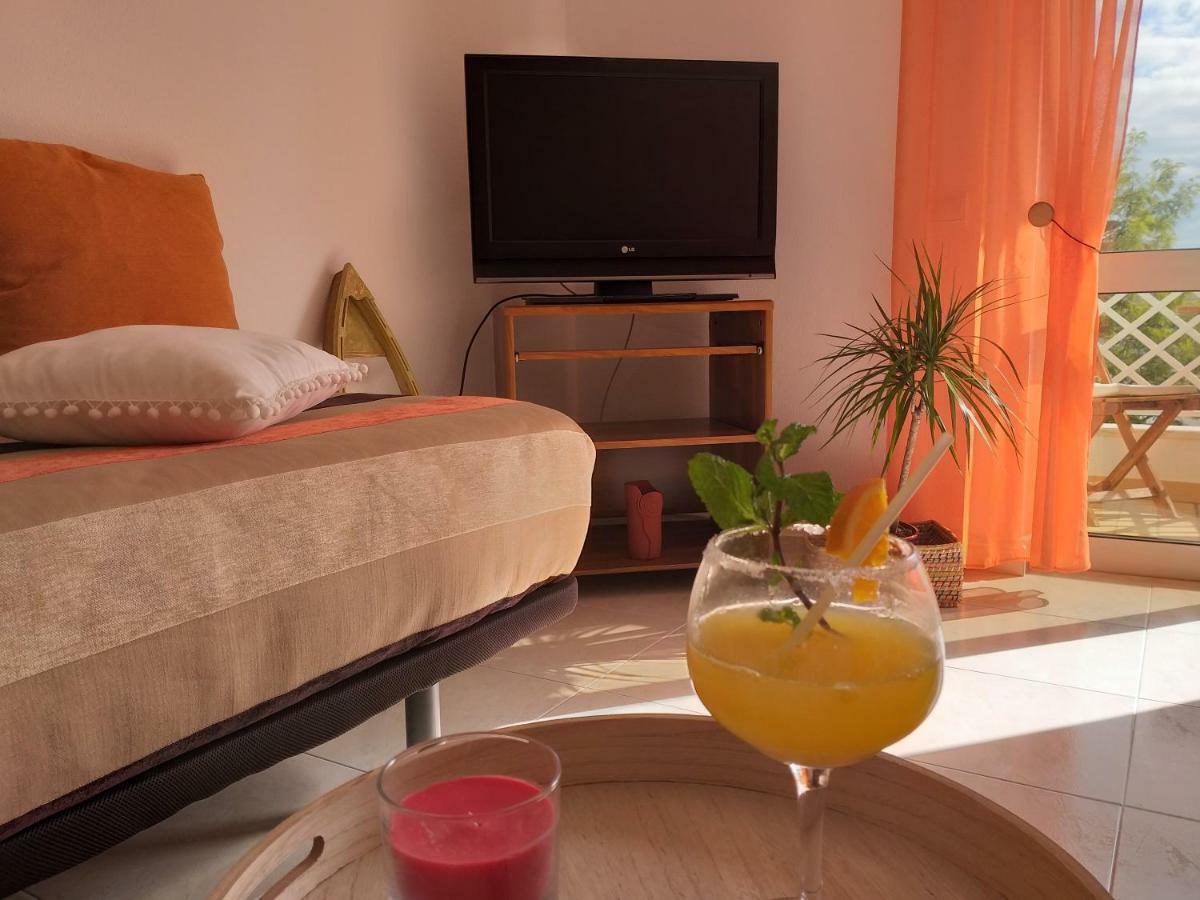 Pretty Sunny Guest Apartment Lagos Exterior foto
