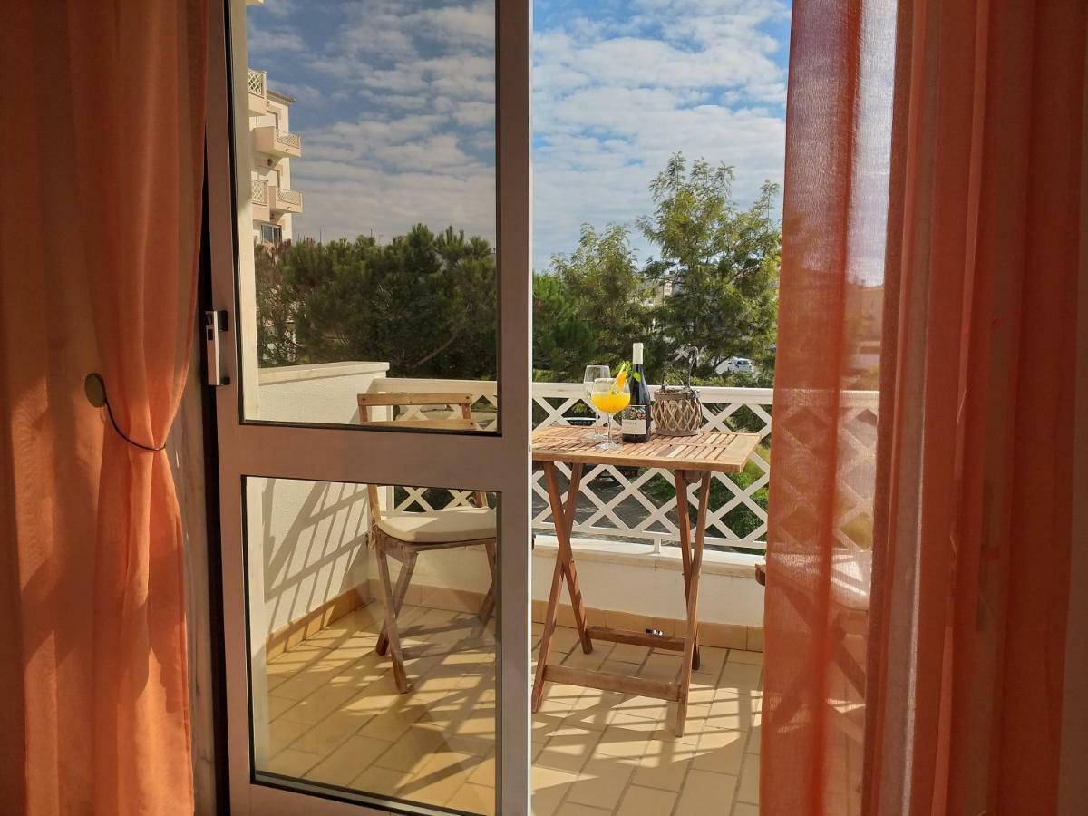 Pretty Sunny Guest Apartment Lagos Exterior foto
